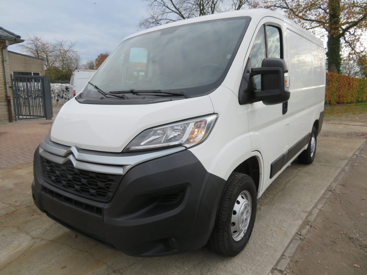 Citroën Jumper 2.2 BlueHDi - L1H1 - Malá dodávka: obrázek 3 Citroën Jumper 2.2 BlueHDi - L1H1 - Malá dodávka: obrázek 3