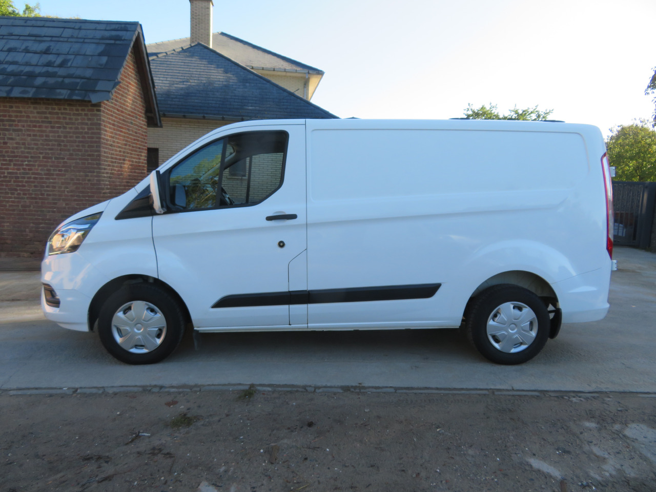 Ford Transit Custom 2.0 Trend - Malá dodávka: obrázek 4 Ford Transit Custom 2.0 Trend - Malá dodávka: obrázek 4