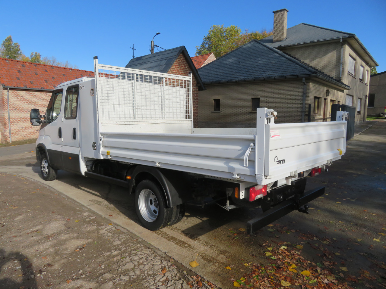 Iveco Daily 35C16 3.0 - Dodávka sklápěč, Dodávka s dvojitou kabinou: obrázek 5 Iveco Daily 35C16 3.0 - Dodávka sklápěč, Dodávka s dvojitou kabinou: obrázek 5