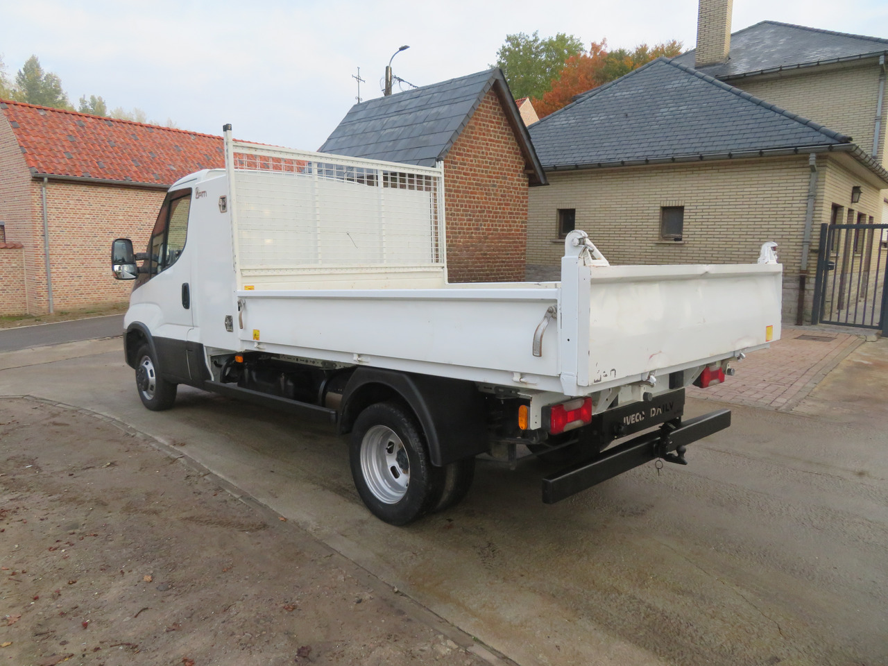Iveco Daily 35C16 3.0 - L2 - Kipper - Dodávka sklápěč: obrázek 5 Iveco Daily 35C16 3.0 - L2 - Kipper - Dodávka sklápěč: obrázek 5