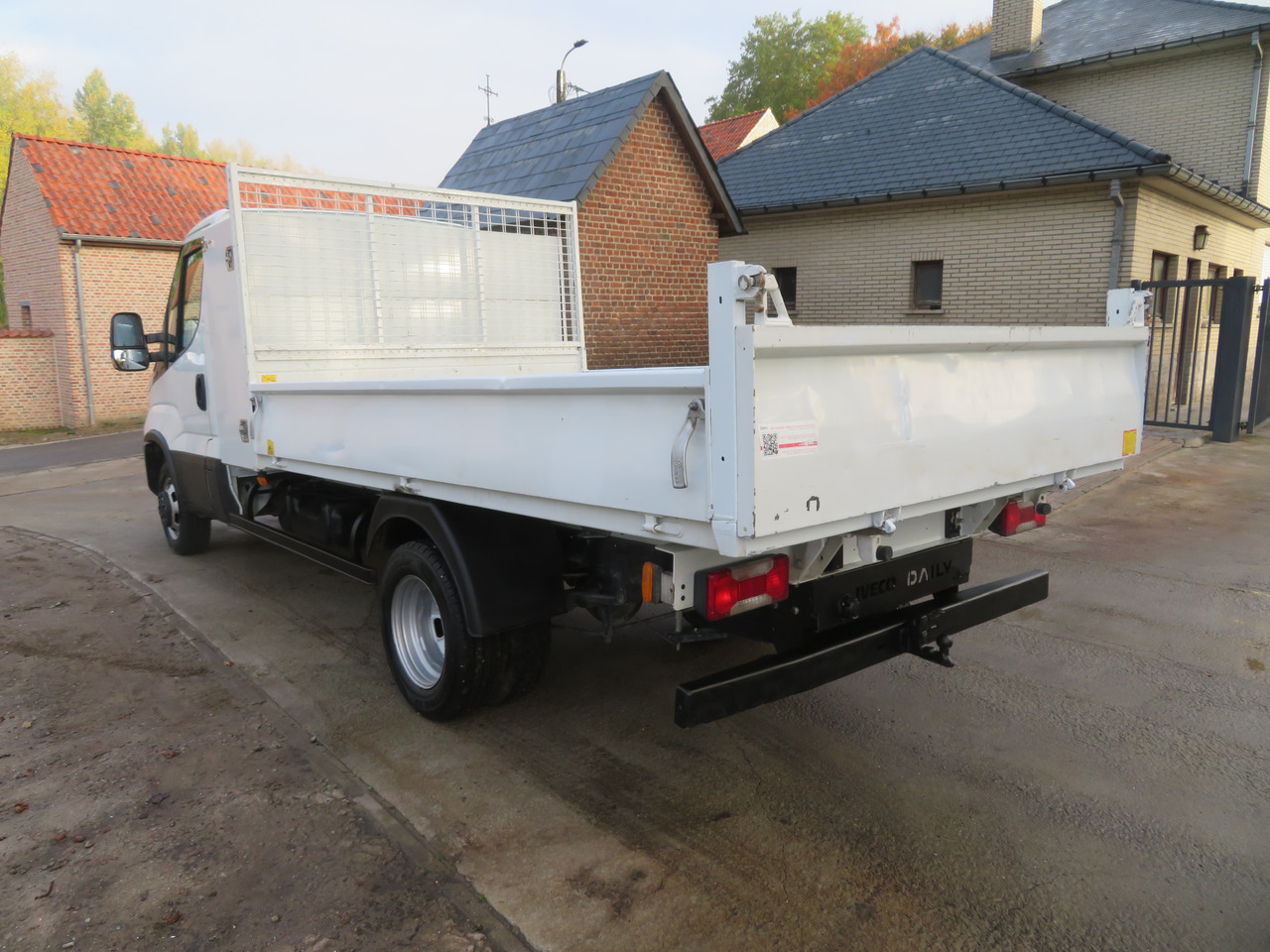 Iveco Daily 35C16 3.0 - L3 - Kipper - Dodávka sklápěč: obrázek 5 Iveco Daily 35C16 3.0 - L3 - Kipper - Dodávka sklápěč: obrázek 5