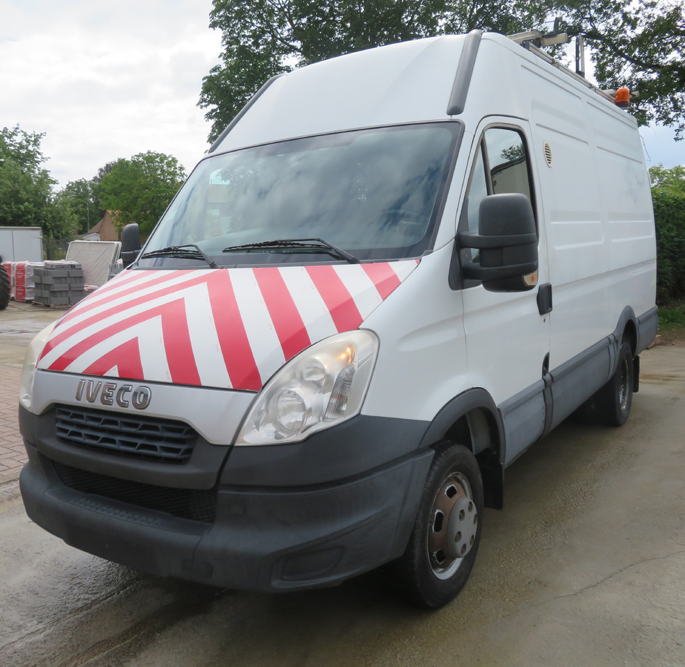 Iveco Daily 50C15 - Furgon: obrázek 4 Iveco Daily 50C15 - Furgon: obrázek 4