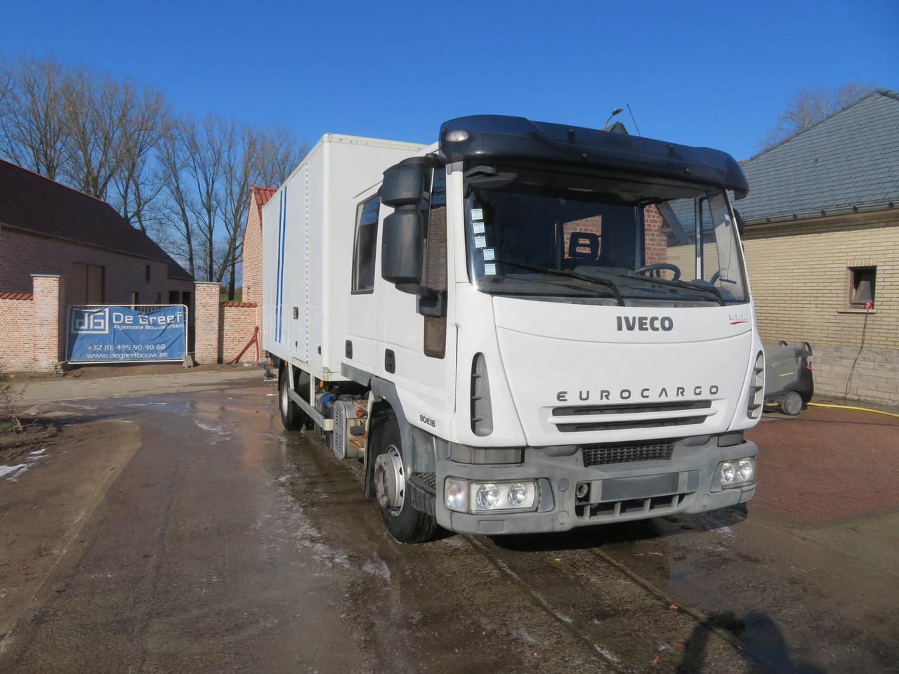 Iveco Eurocargo ML90E18 - Skříňový nákladní auto: obrázek 1 Iveco Eurocargo ML90E18 - Skříňový nákladní auto: obrázek 1