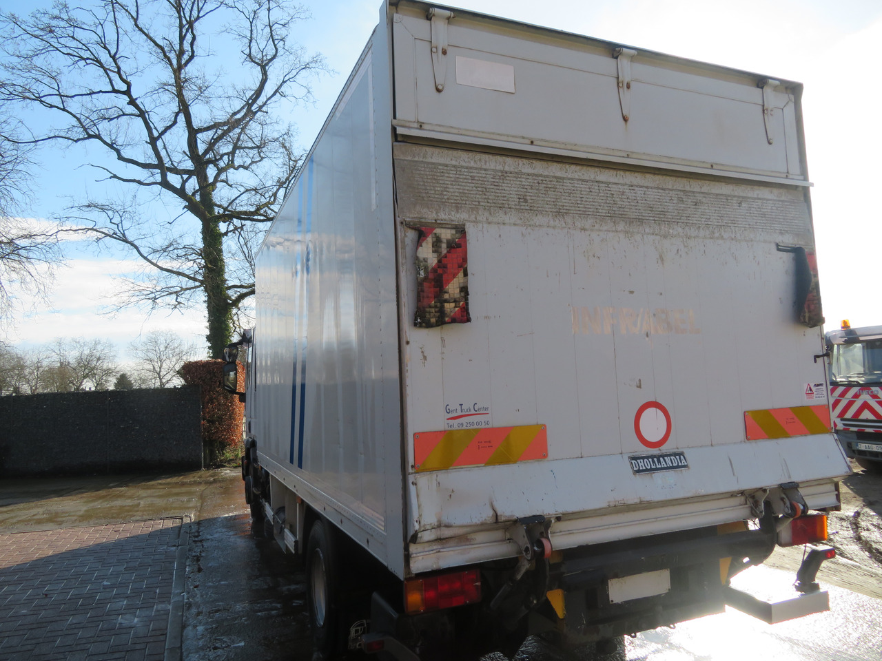 Iveco Eurocargo ML90E18 - Skříňový nákladní auto: obrázek 5 Iveco Eurocargo ML90E18 - Skříňový nákladní auto: obrázek 5