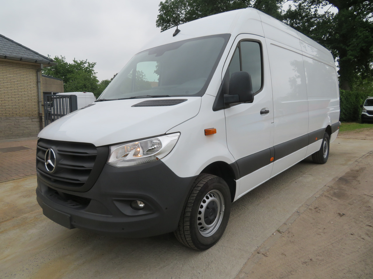 MERCEDES-BENZ Sprinter 315cdi - A3H2 - Furgon: obrázek 3 MERCEDES-BENZ Sprinter 315cdi - A3H2 - Furgon: obrázek 3