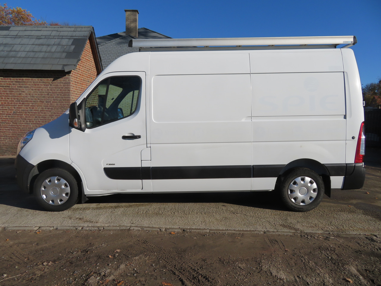Opel Movano 2.3 CDTI - L2H2 - Malá dodávka: obrázek 4 Opel Movano 2.3 CDTI - L2H2 - Malá dodávka: obrázek 4