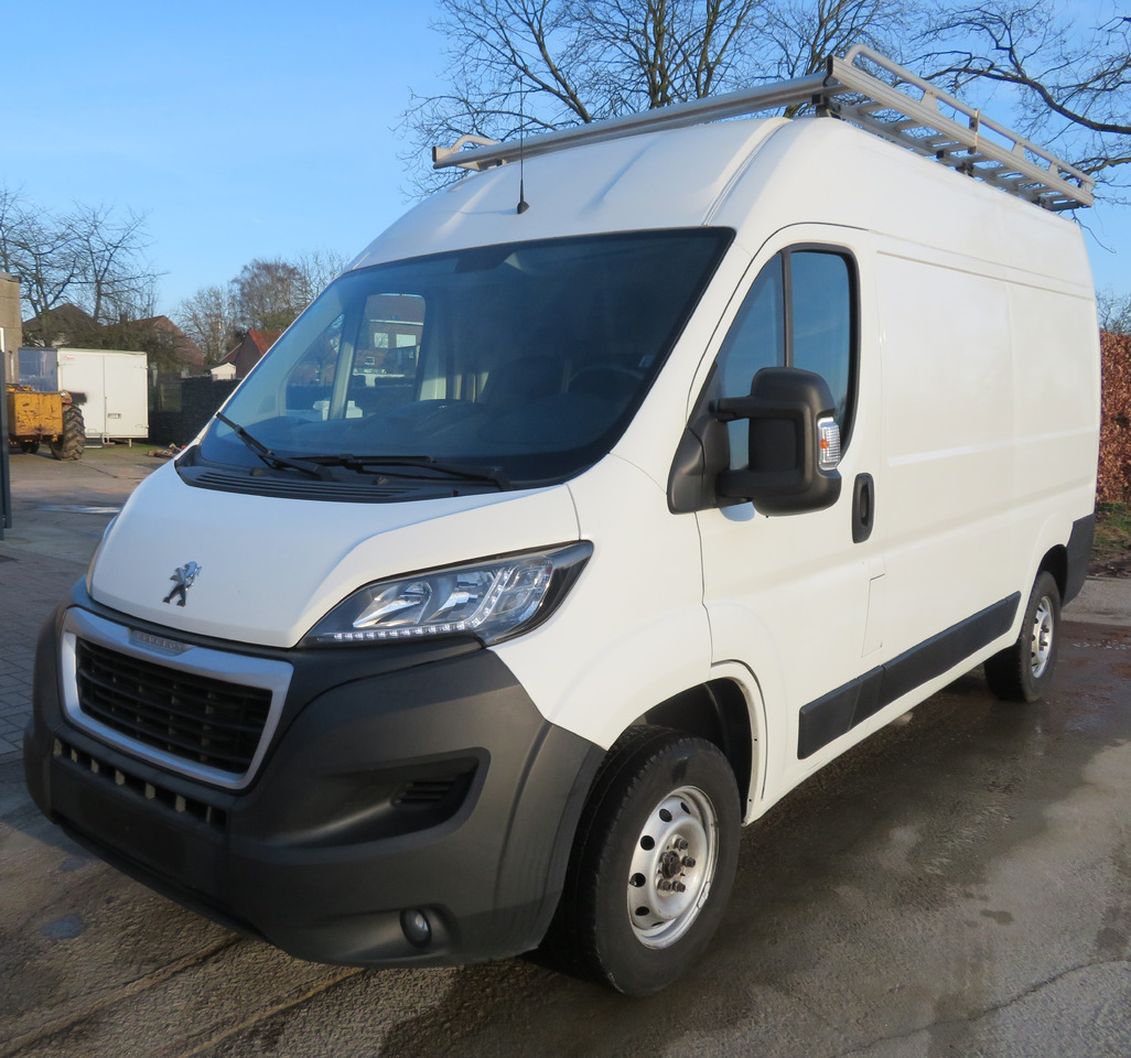 Peugeot Boxer 2.0 Blue HDI - Furgon: obrázek 3 Peugeot Boxer 2.0 Blue HDI - Furgon: obrázek 3