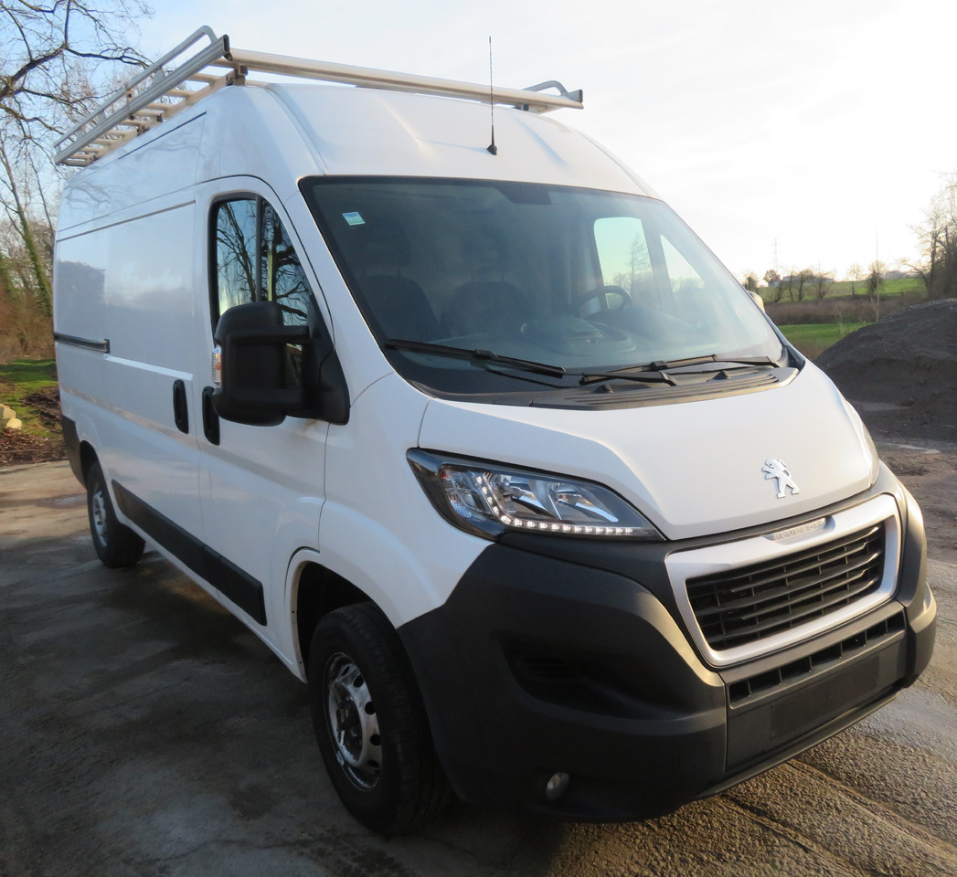 Peugeot Boxer 2.0 Blue HDI - Furgon: obrázek 1 Peugeot Boxer 2.0 Blue HDI - Furgon: obrázek 1