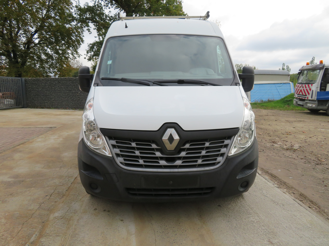 Renault Master 2.3dCi Grand Confort - L2H2 - Furgon: obrázek 2 Renault Master 2.3dCi Grand Confort - L2H2 - Furgon: obrázek 2