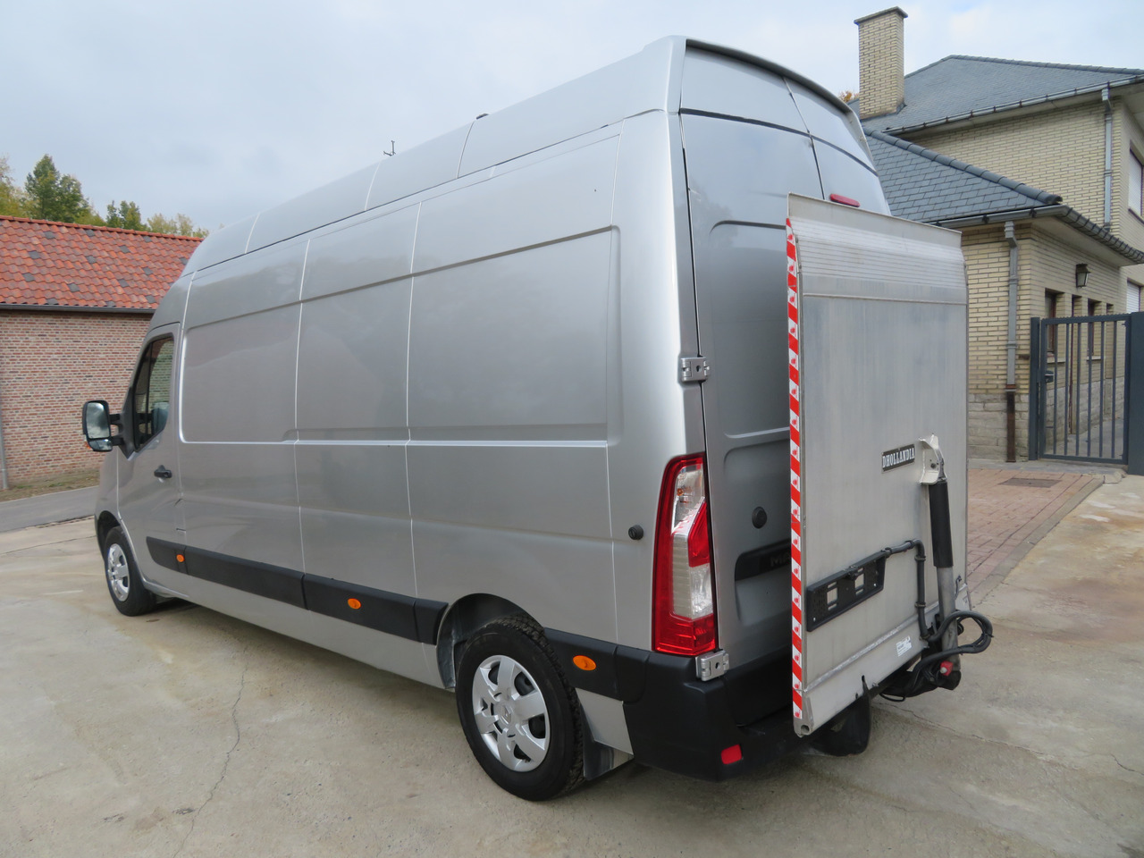 Renault Master 2.3dCi Grand Confort - L3H3 - Furgon: obrázek 5 Renault Master 2.3dCi Grand Confort - L3H3 - Furgon: obrázek 5