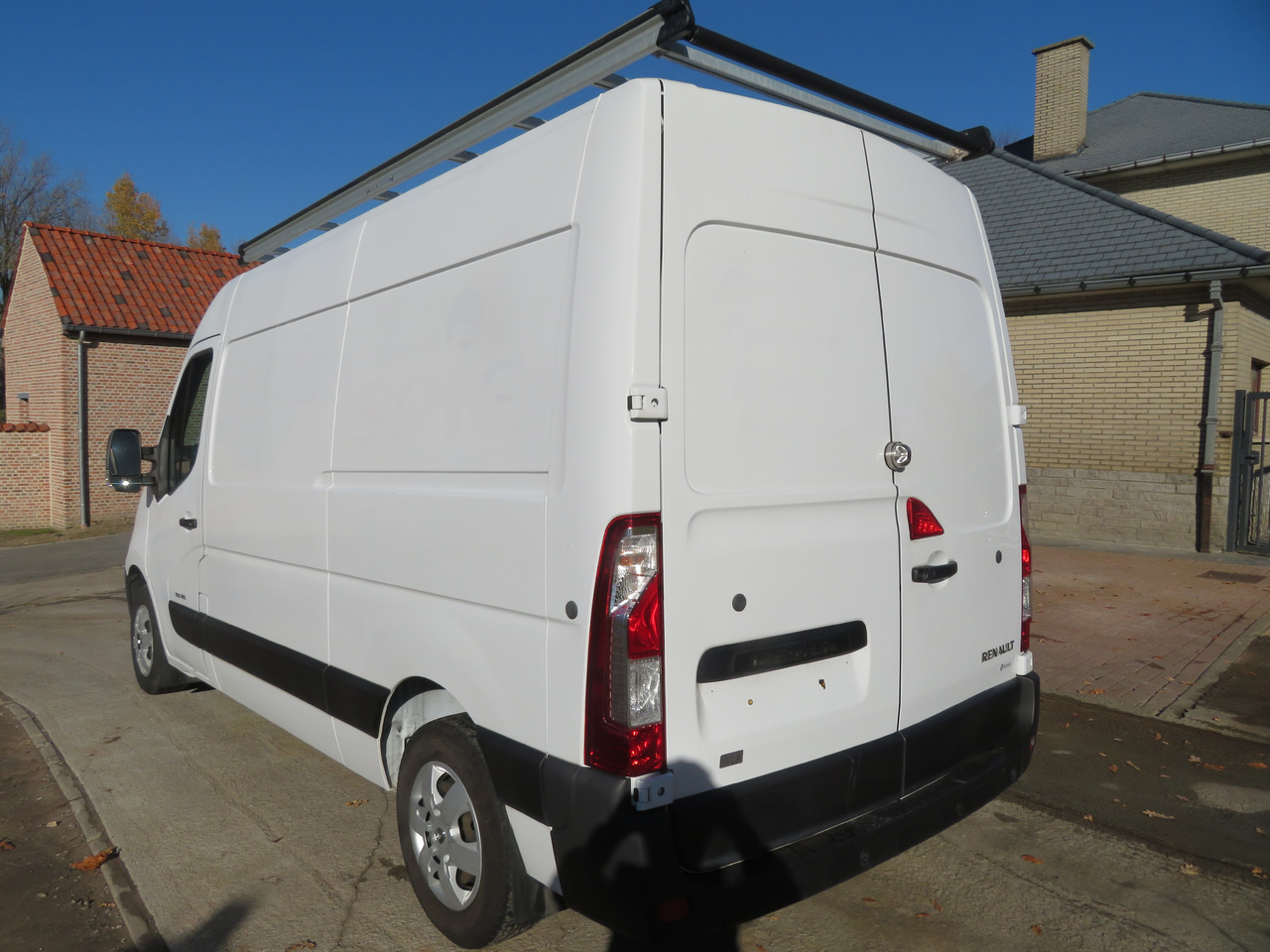 Renault Master 2.3dCi - L2H2 - Furgon: obrázek 5 Renault Master 2.3dCi - L2H2 - Furgon: obrázek 5