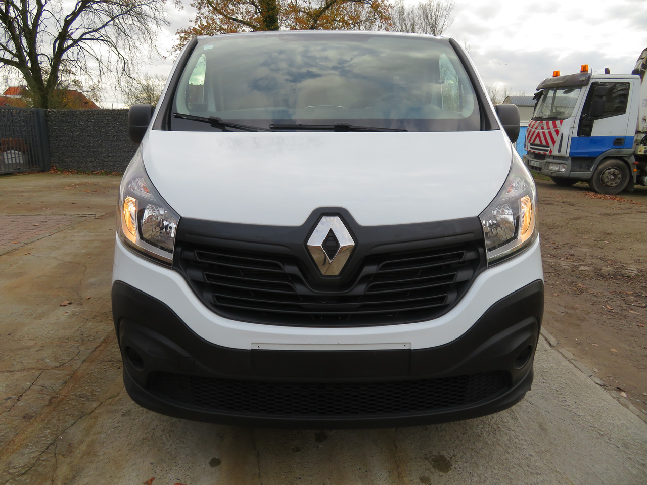 Renault Trafic 1.6dCi L1H1 - Malá dodávka: obrázek 2 Renault Trafic 1.6dCi L1H1 - Malá dodávka: obrázek 2