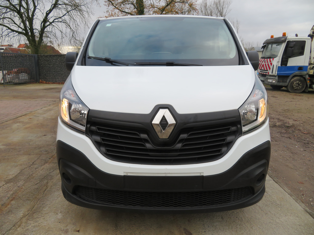 Renault Trafic 1.6dCi L1H1 - Malá dodávka: obrázek 2 Renault Trafic 1.6dCi L1H1 - Malá dodávka: obrázek 2