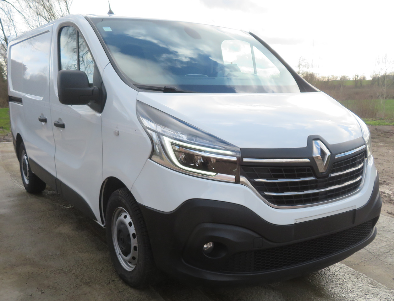 Renault Trafic - L1H1 - 2.0dCi - Malá dodávka: obrázek 1 Renault Trafic - L1H1 - 2.0dCi - Malá dodávka: obrázek 1