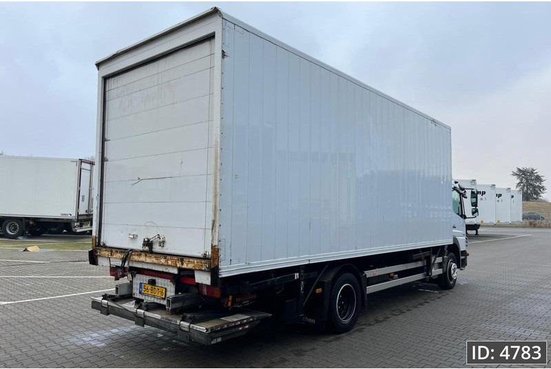 Mercedes-Benz Atego 1218 Day Cab, Euro 5, BDF / EPS automatic / standklima / DHOLLANDIA 2000KG - Kontejnérový podvozek/ Výměnná nástavba: obrázek 3 Mercedes-Benz Atego 1218 Day Cab, Euro 5, BDF / EPS automatic / standklima / DHOLLANDIA 2000KG - Kontejnérový podvozek/ Výměnná nástavba: obrázek 3