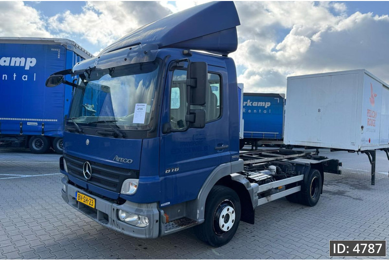 Mercedes-Benz Atego 816 Day Cab, Euro 5, BDF / EPS automatic / standklima / Hydraulic system - Kontejnérový podvozek/ Výměnná nástavba: obrázek 1 Mercedes-Benz Atego 816 Day Cab, Euro 5, BDF / EPS automatic / standklima / Hydraulic system - Kontejnérový podvozek/ Výměnná nástavba: obrázek 1