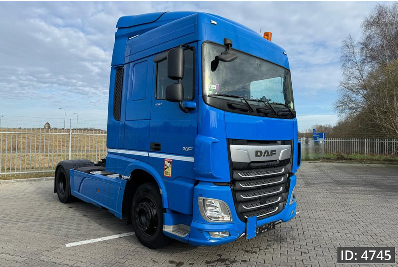 DAF XF 450 SC, Euro 6, / Fridge - Tahač: obrázek 4 DAF XF 450 SC, Euro 6, / Fridge - Tahač: obrázek 4