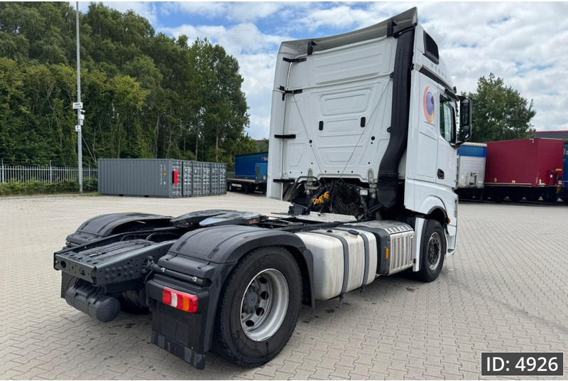 Mercedes-Benz Actros 1851 BigSpace, Euro 6, / Retarder / Standklima / 2 Tanks / BigSpace, Intarder - Tahač: obrázek 3 Mercedes-Benz Actros 1851 BigSpace, Euro 6, / Retarder / Standklima / 2 Tanks / BigSpace, Intarder - Tahač: obrázek 3