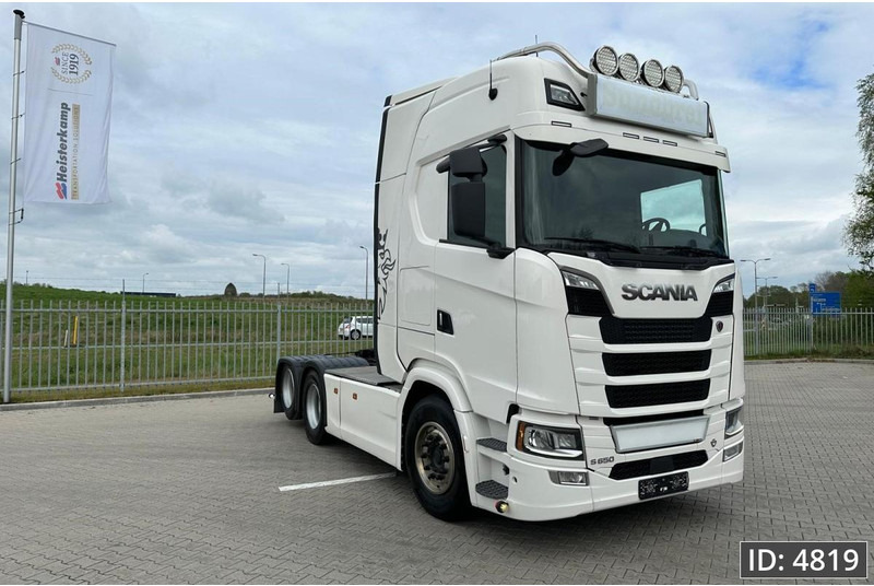 Scania S650 Topline, Euro 6, 6x2 / Retarder / Standklima / PTO / Leather / Sliding 5th wheel, Intarder - Tahač: obrázek 2 Scania S650 Topline, Euro 6, 6x2 / Retarder / Standklima / PTO / Leather / Sliding 5th wheel, Intarder - Tahač: obrázek 2