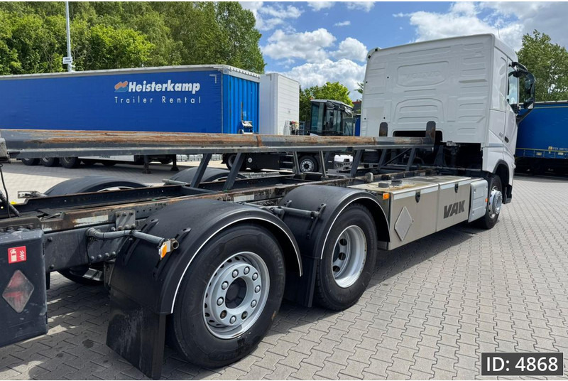 Volvo FH 500 Globetrotter, Euro 6, / 6x2 / Hydraulic body / frame 7.4 m / Tail lift - Kontejnérový podvozek/ Výměnná nástavba: obrázek 5 Volvo FH 500 Globetrotter, Euro 6, / 6x2 / Hydraulic body / frame 7.4 m / Tail lift - Kontejnérový podvozek/ Výměnná nástavba: obrázek 5