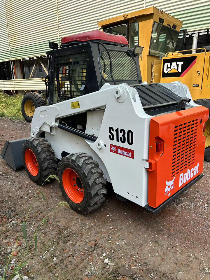 BOBCAT Skid Steer Loader S130 - Smykový nakladač: obrázek 1 BOBCAT Skid Steer Loader S130 - Smykový nakladač: obrázek 1