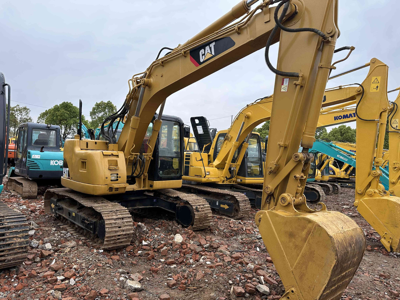 CATERPILLAR 313C Wheel Excavator Click for Discount - Kolesové rýpadlo: obrázek 1 CATERPILLAR 313C Wheel Excavator Click for Discount - Kolesové rýpadlo: obrázek 1