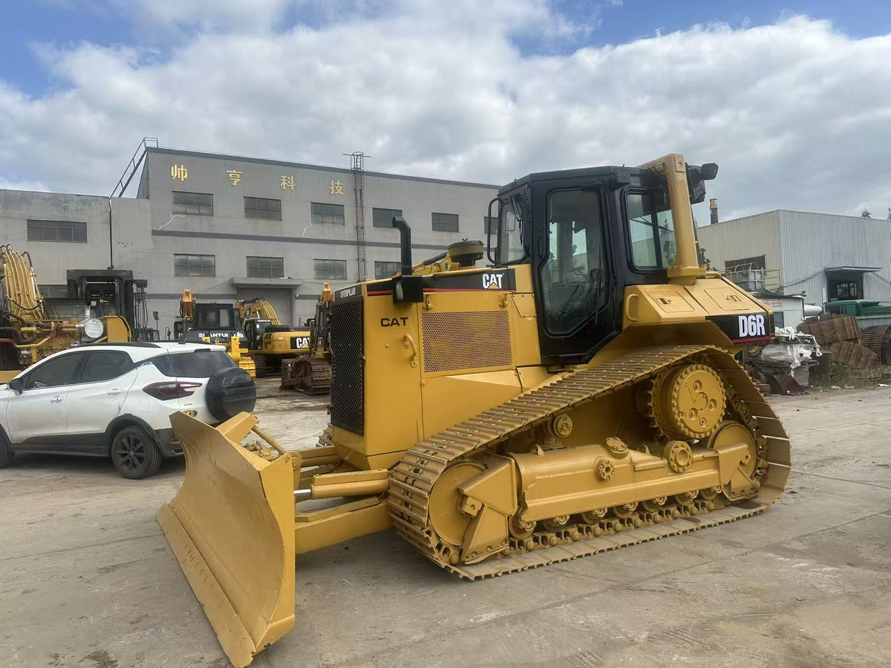 CATERPILLAR D6R Bulldozer Click forDiscount - Buldozer: obrázek 5 CATERPILLAR D6R Bulldozer Click forDiscount - Buldozer: obrázek 5