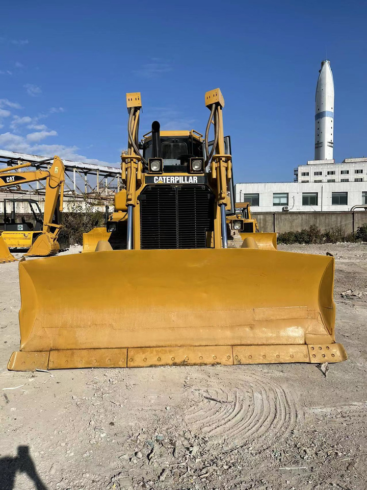 CATERPILLAR D7R - Buldozer: obrázek 3 CATERPILLAR D7R - Buldozer: obrázek 3
