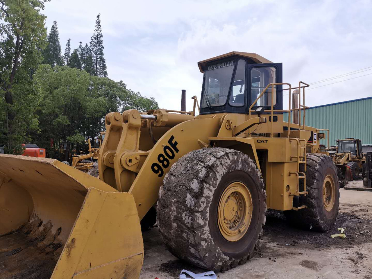 CATERPILLAR Wheel Loader CAT 980F - Kolový nakladač: obrázek 4 CATERPILLAR Wheel Loader CAT 980F - Kolový nakladač: obrázek 4