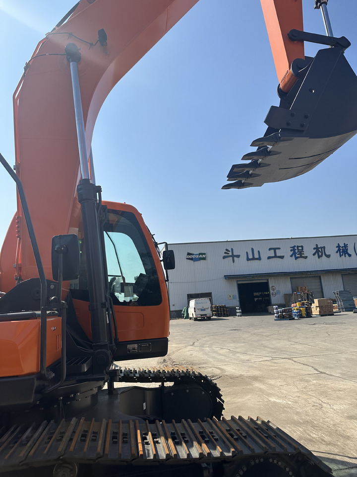 Nový Pásové rýpadlo DOOSAN DX205  Crawler excavator Good condition: obrázek 6