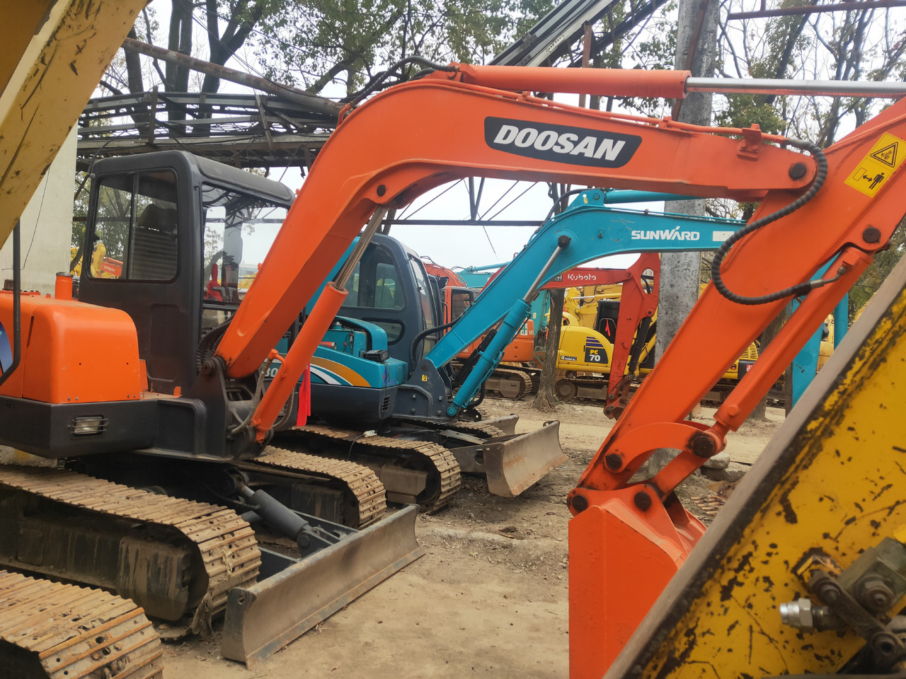 DOOSAN Mini Excavator DH5550 - Mini rýpadlo: obrázek 5 DOOSAN Mini Excavator DH5550 - Mini rýpadlo: obrázek 5
