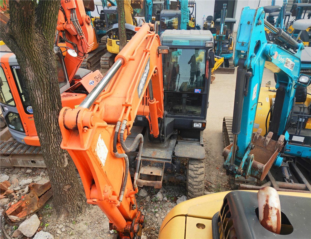 DOOSAN Mini Excavator DX60W Click Here for Discount - Mini rýpadlo: obrázek 4 DOOSAN Mini Excavator DX60W Click Here for Discount - Mini rýpadlo: obrázek 4