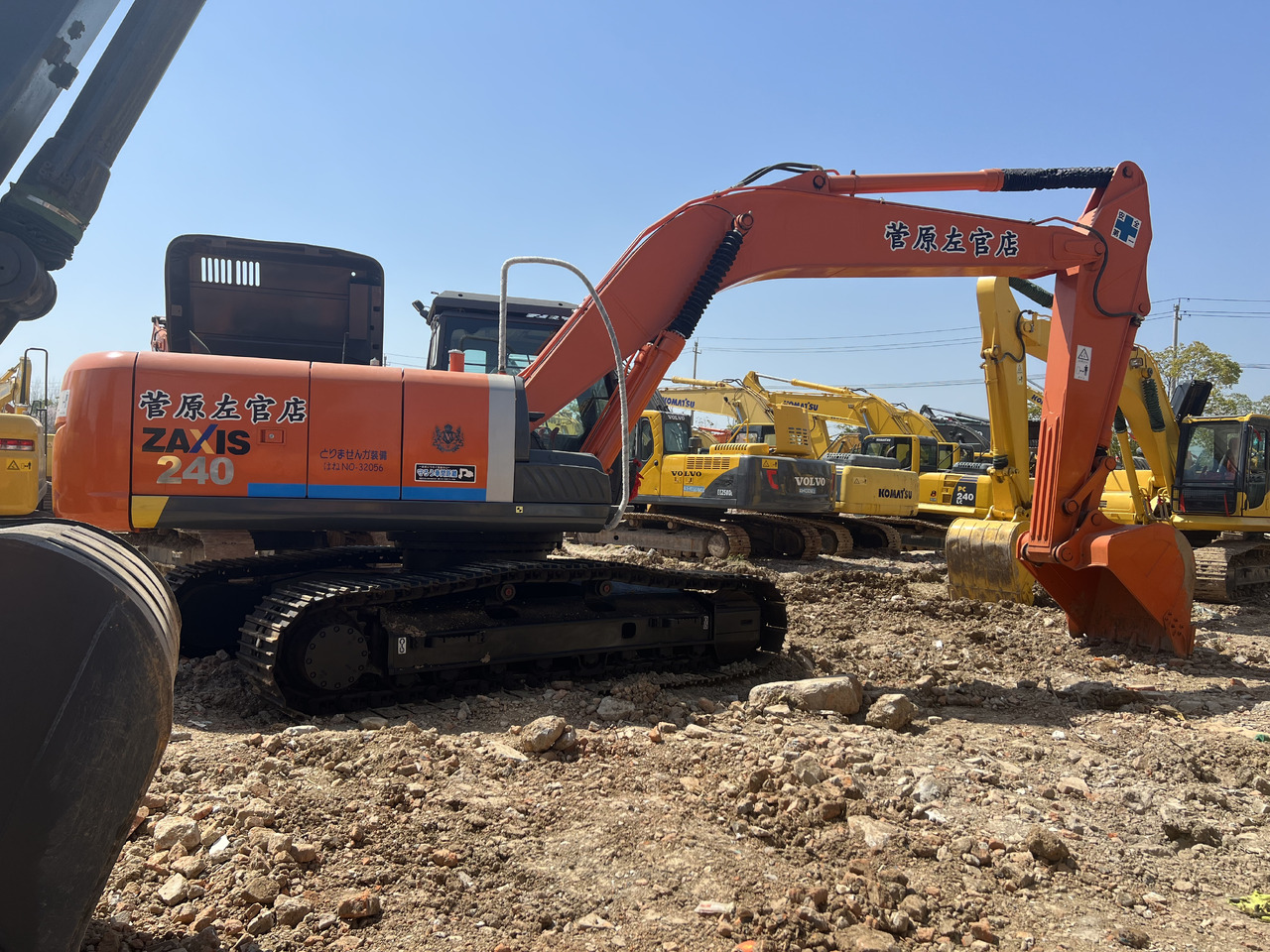 HITACHI ZX240 - Pásové rýpadlo: obrázek 3 HITACHI ZX240 - Pásové rýpadlo: obrázek 3