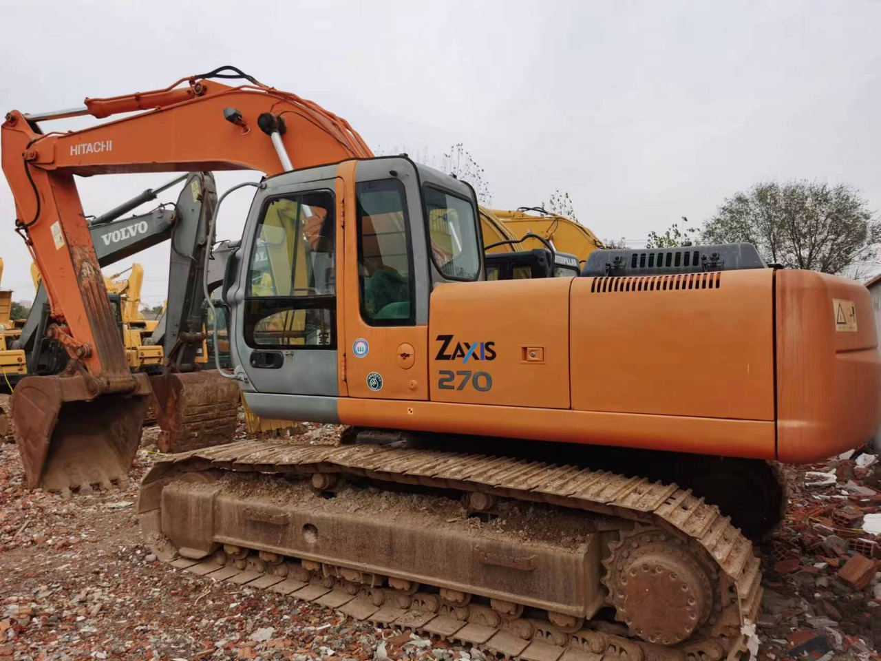 HITACHI ZX270 - Pásové rýpadlo: obrázek 3 HITACHI ZX270 - Pásové rýpadlo: obrázek 3
