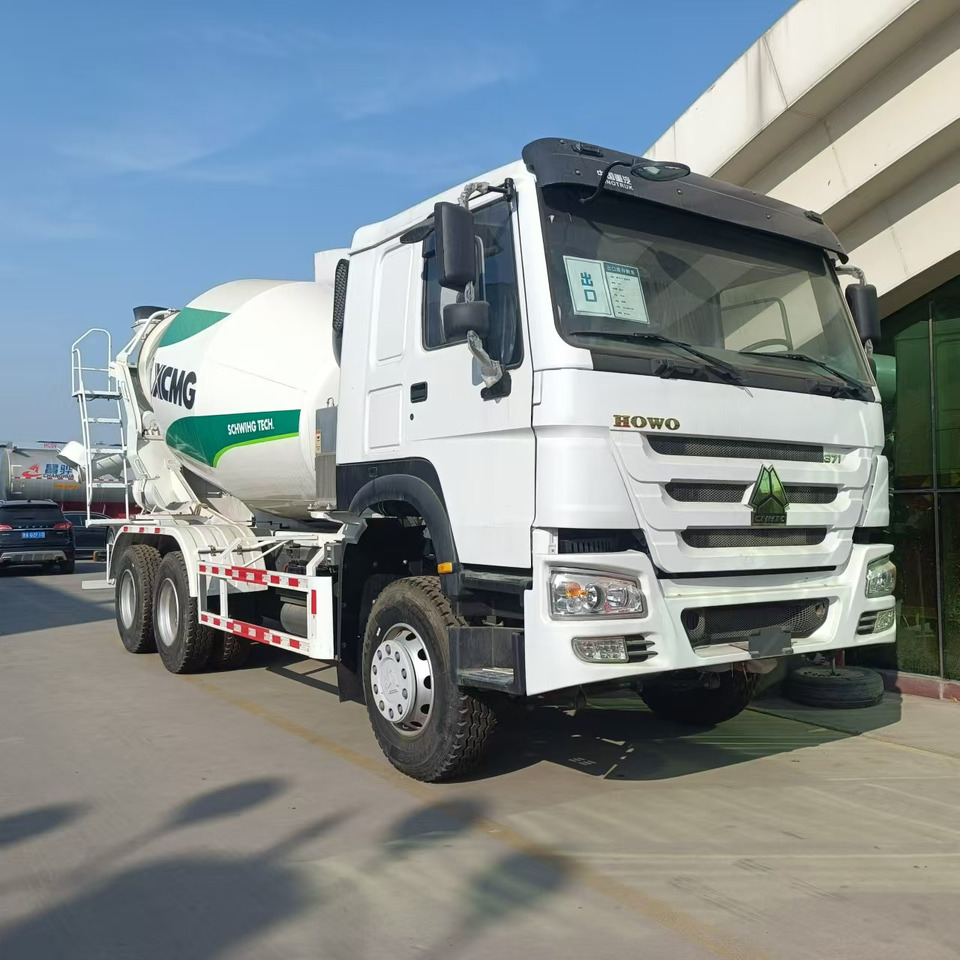 HOWO 6*4 Cement Mixer Truck - Autodomíchávač: obrázek 2 HOWO 6*4 Cement Mixer Truck - Autodomíchávač: obrázek 2