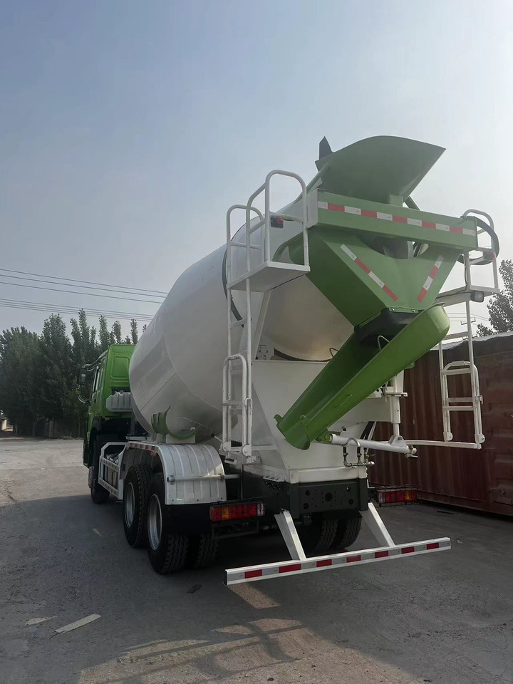 HOWO Cement Mixer Truck 6*4 - Autodomíchávač: obrázek 5 HOWO Cement Mixer Truck 6*4 - Autodomíchávač: obrázek 5