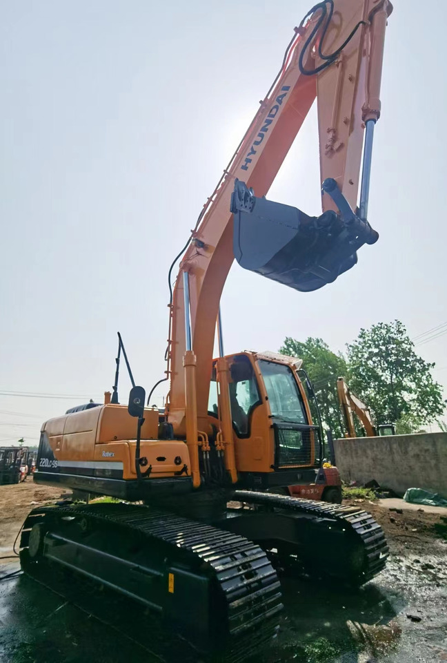 Pásové rýpadlo HYUNDAI Crawler Excavator R220LC-9S Good Condition: obrázek 9
