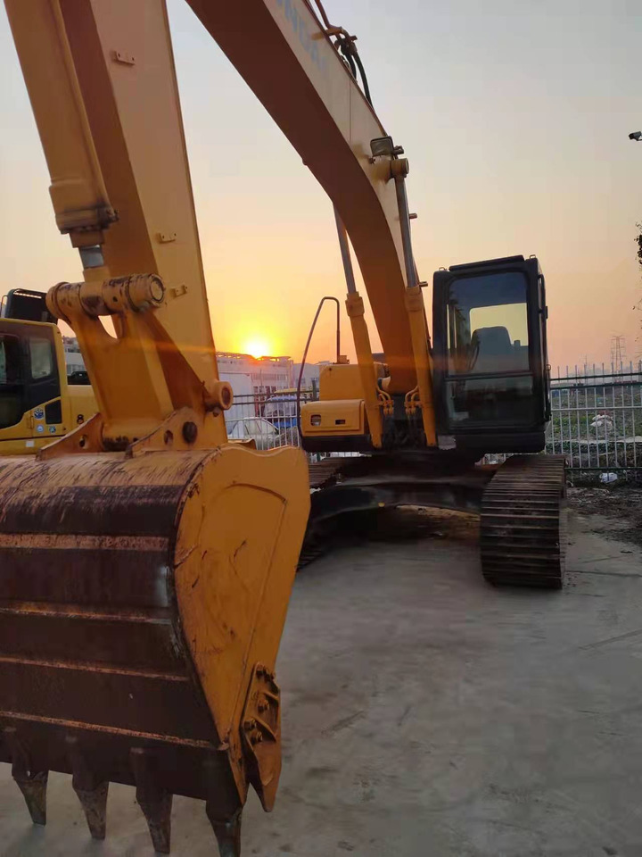 HYUNDAI R225LC-7 - Pásové rýpadlo: obrázek 5 HYUNDAI R225LC-7 - Pásové rýpadlo: obrázek 5