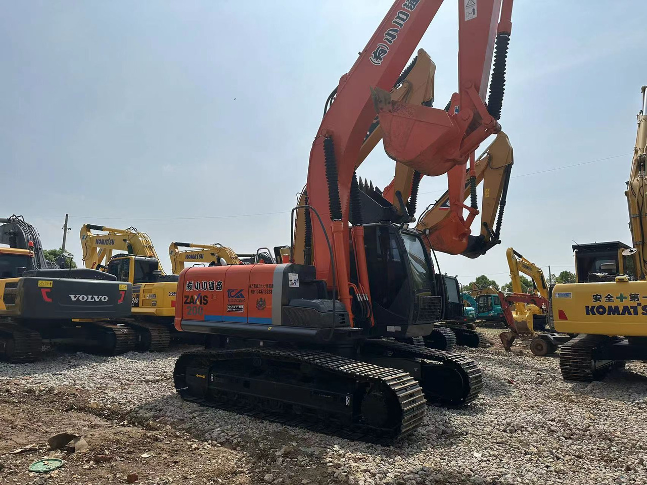 Pásové rýpadlo Hitachi ZX200 Excavator Click for Discount: obrázek 6 Pásové rýpadlo Hitachi ZX200 Excavator Click for Discount: obrázek 6