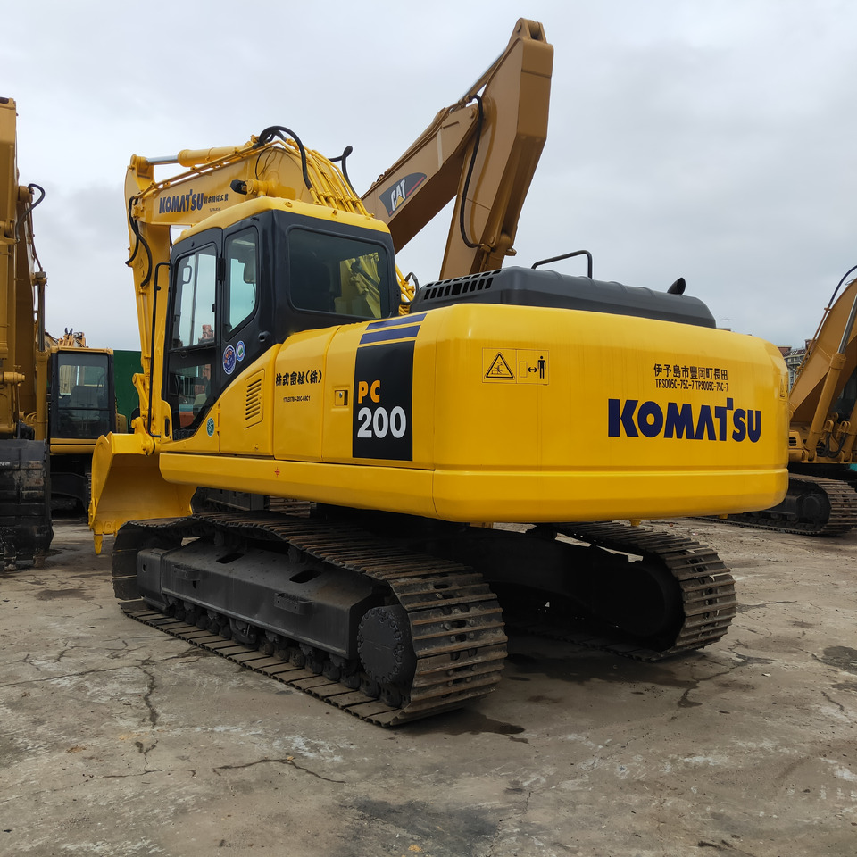 KOMATSU PC200-7 - Pásové rýpadlo: obrázek 2 KOMATSU PC200-7 - Pásové rýpadlo: obrázek 2
