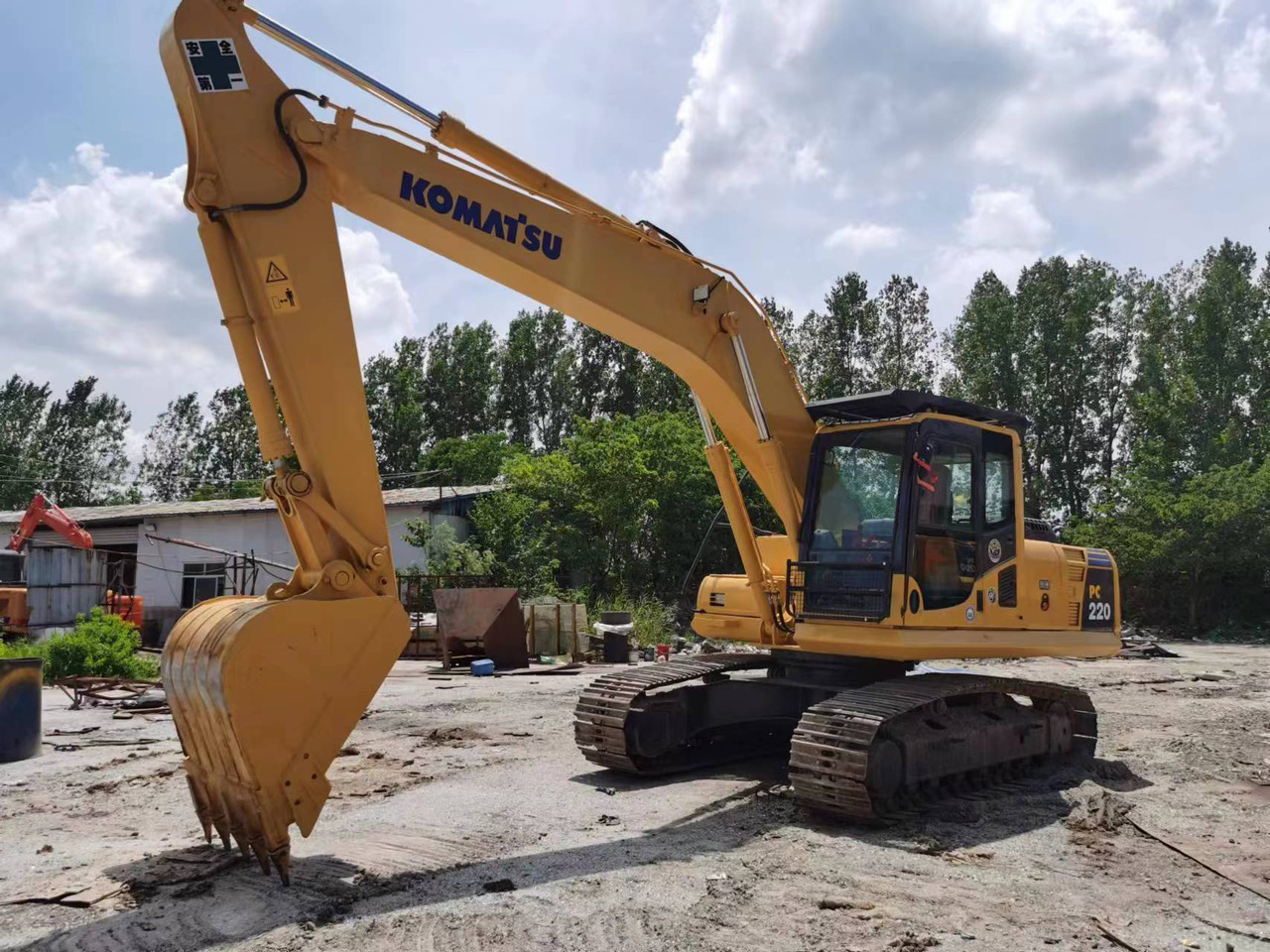 KOMATSU PC200-8 - Pásové rýpadlo: obrázek 1 KOMATSU PC200-8 - Pásové rýpadlo: obrázek 1