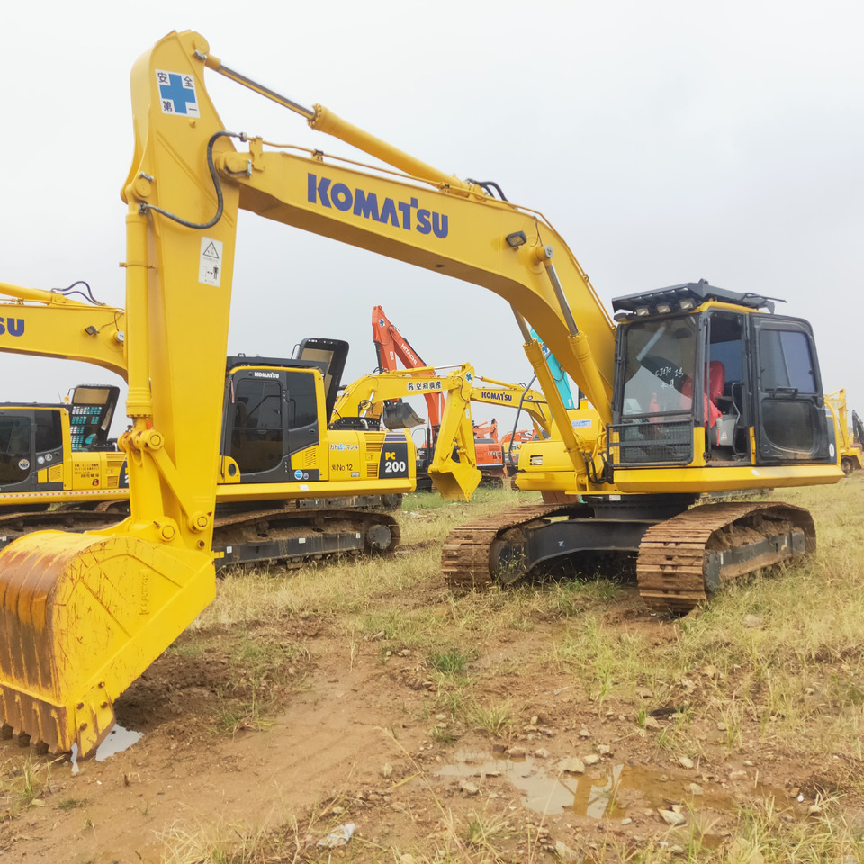 KOMATSU PC200-8 - Pásové rýpadlo: obrázek 1 KOMATSU PC200-8 - Pásové rýpadlo: obrázek 1
