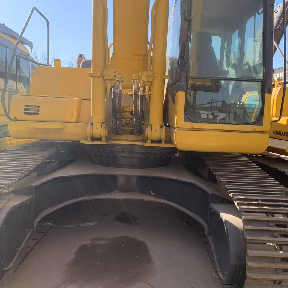 KOMATSU PC300-7 - Pásové rýpadlo: obrázek 5 KOMATSU PC300-7 - Pásové rýpadlo: obrázek 5