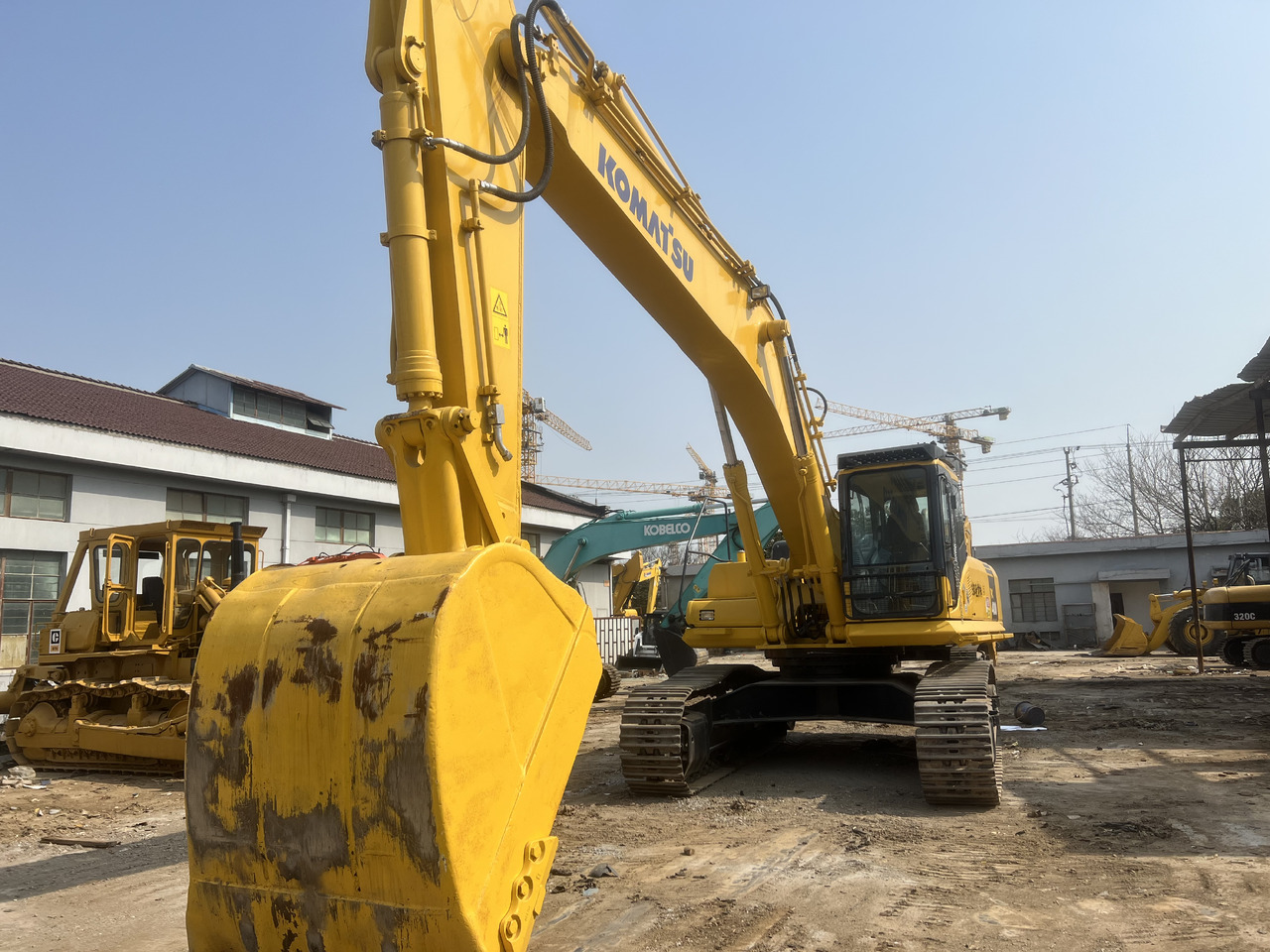 KOMATSU PC400-7 - Pásové rýpadlo: obrázek 5 KOMATSU PC400-7 - Pásové rýpadlo: obrázek 5