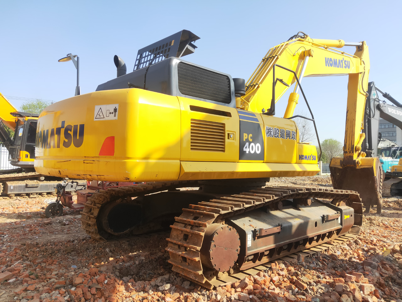 KOMATSU PC400-8 - Pásové rýpadlo: obrázek 5 KOMATSU PC400-8 - Pásové rýpadlo: obrázek 5