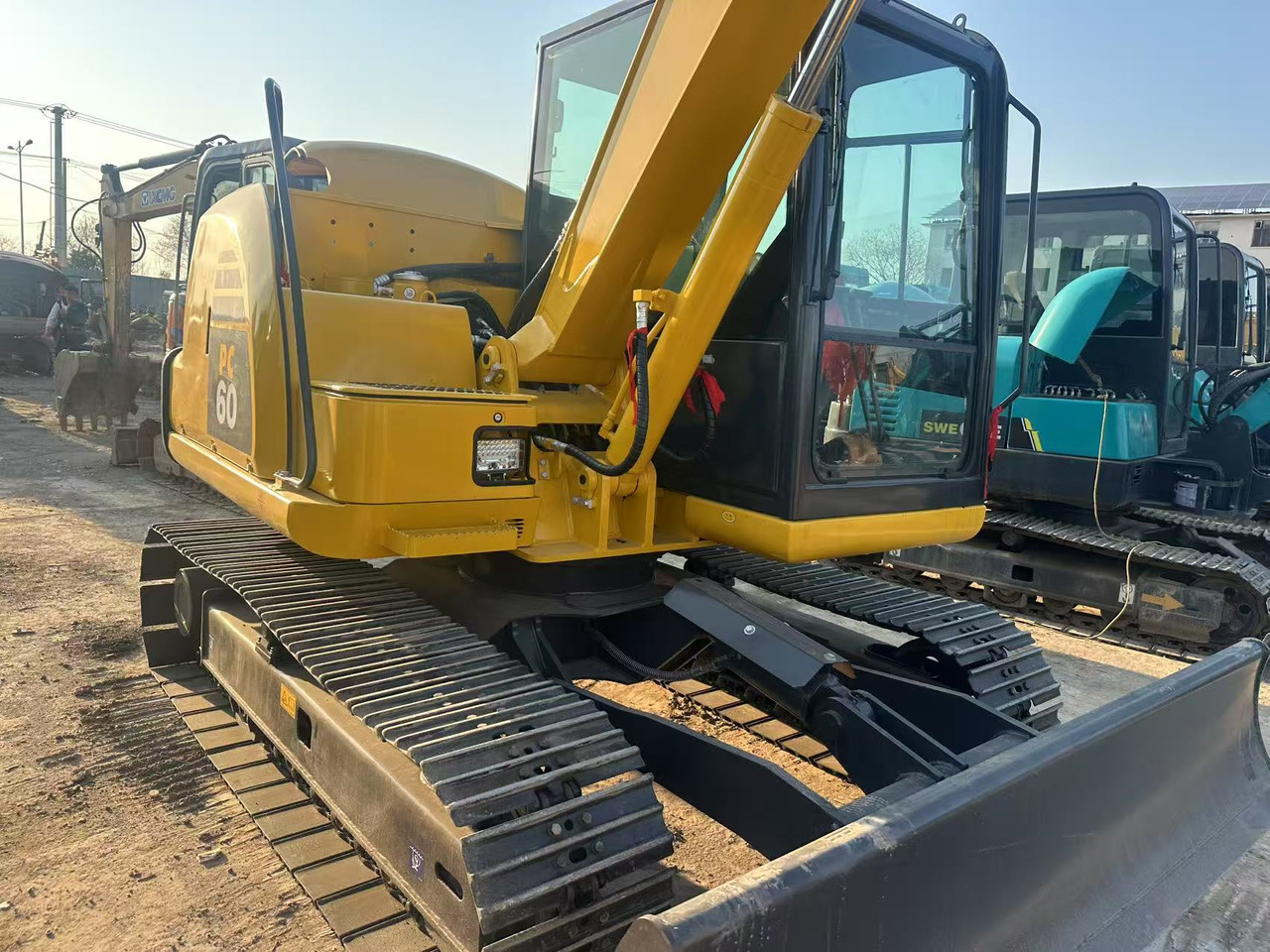KOMATSU PC60 - Pásové rýpadlo: obrázek 2 KOMATSU PC60 - Pásové rýpadlo: obrázek 2