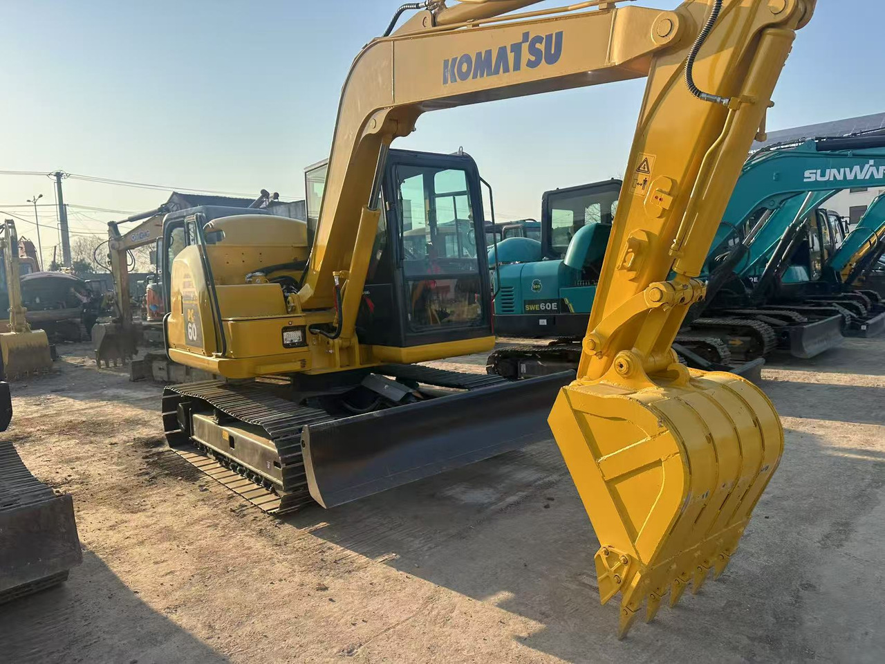 KOMATSU PC60 - Pásové rýpadlo: obrázek 2 KOMATSU PC60 - Pásové rýpadlo: obrázek 2