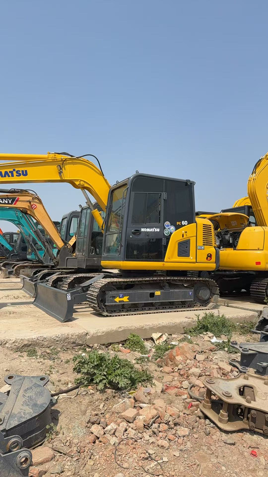 KOMATSU PC60 - Pásové rýpadlo: obrázek 2 KOMATSU PC60 - Pásové rýpadlo: obrázek 2