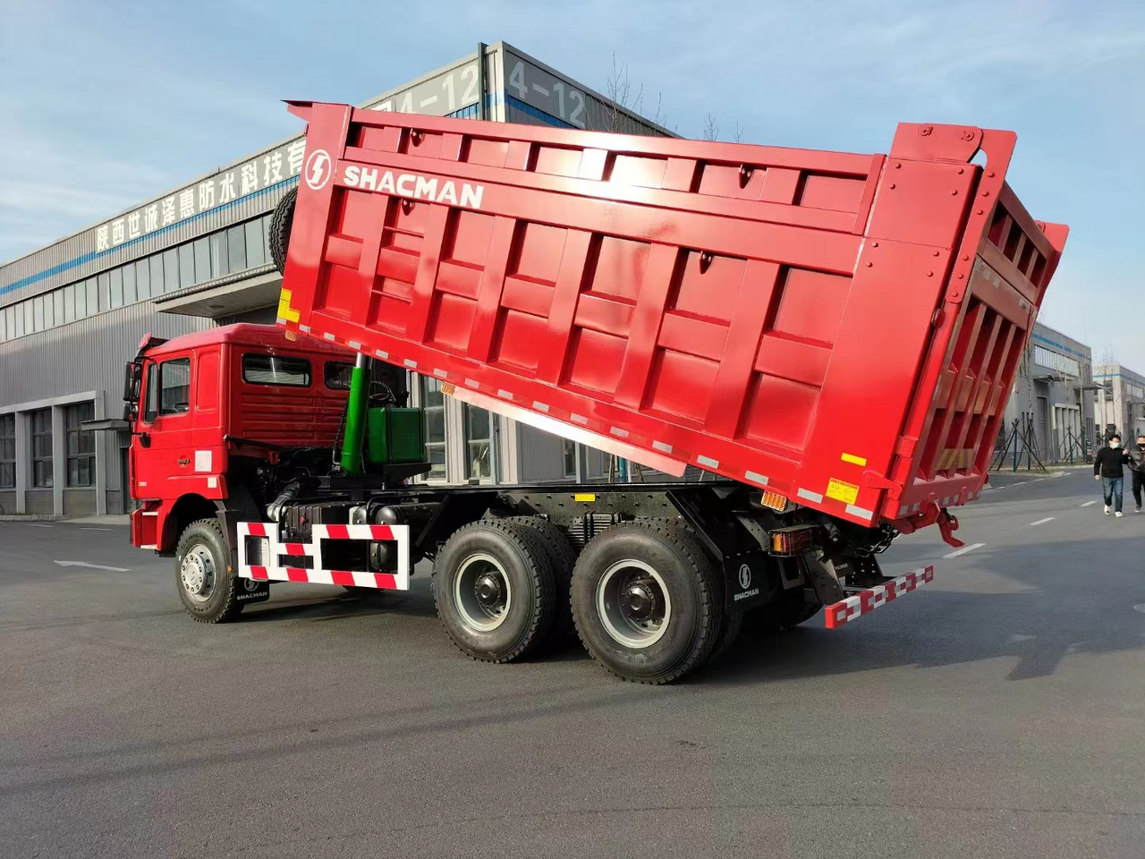 SHACMAN F3000 Dump Truck 6/4 Click Here for Discount - Sklápěč: obrázek 5 SHACMAN F3000 Dump Truck 6/4 Click Here for Discount - Sklápěč: obrázek 5