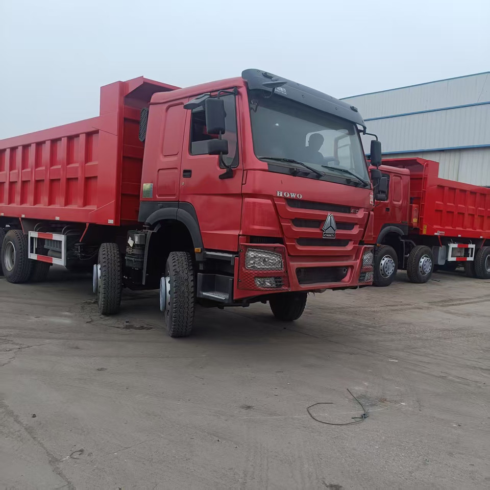 SINOTRUK HOWO 8x4 CLICK HERE FOR DISCOUNT - Sklápěč: obrázek 2 SINOTRUK HOWO 8x4 CLICK HERE FOR DISCOUNT - Sklápěč: obrázek 2